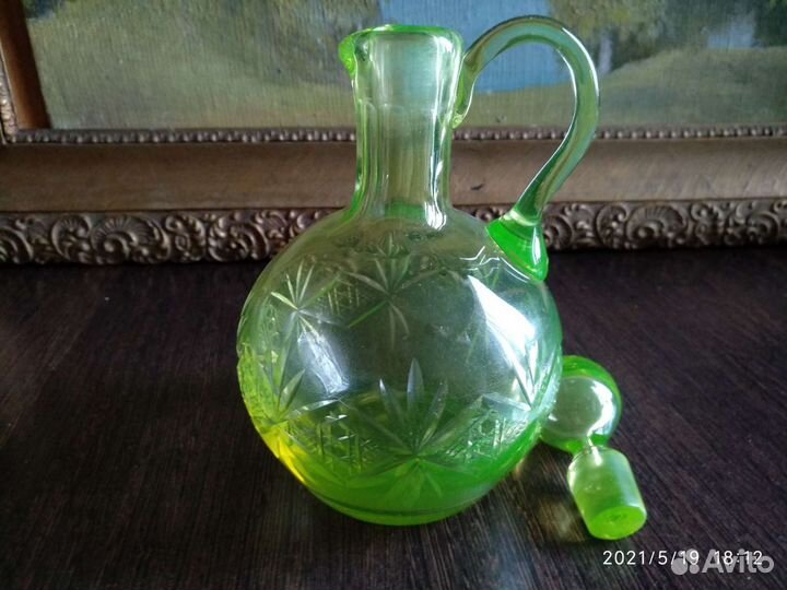 Графин Урановое стекло Антиквариат