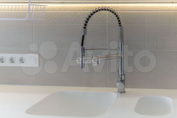 2-к. квартира, 56,9 м², 2/17 эт.