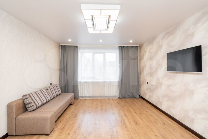 2-к. квартира, 71,3 м², 9/9 эт.