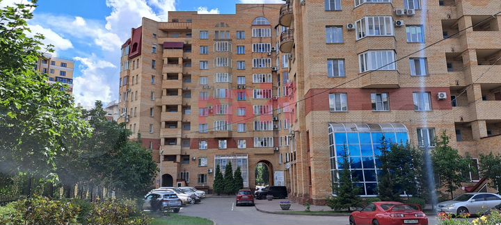 3-к. квартира, 136,4 м², 1/10 эт.