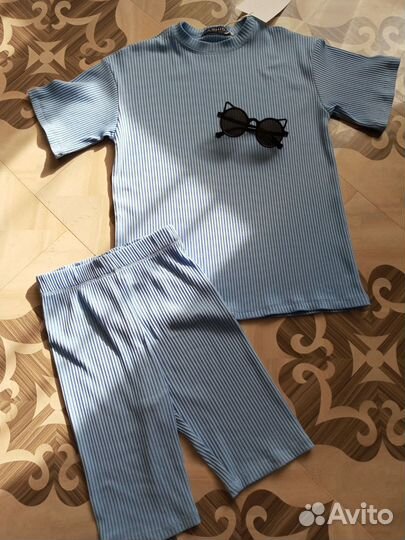 Костюм летний новый