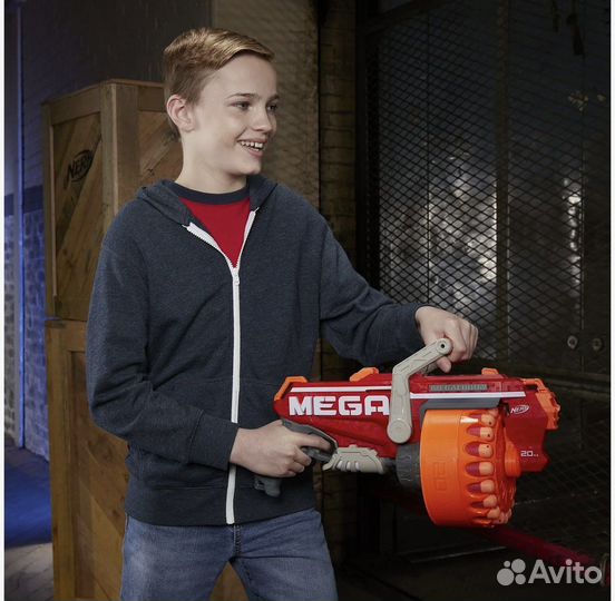 Бластер Nerf Мега Мегалодон