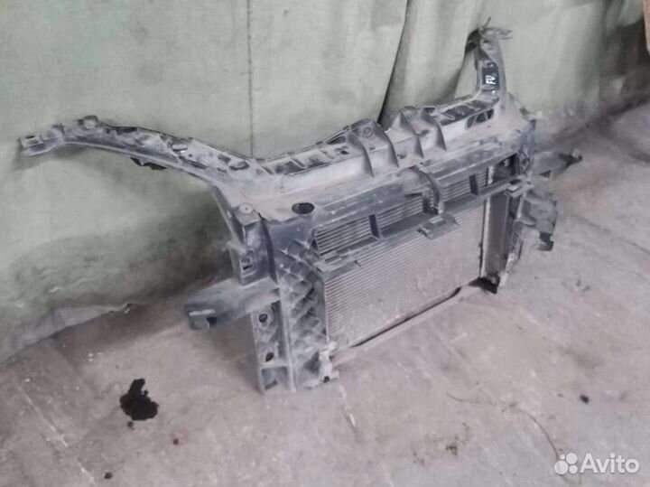 Телевизор панель Радиаторов Ford Fusion