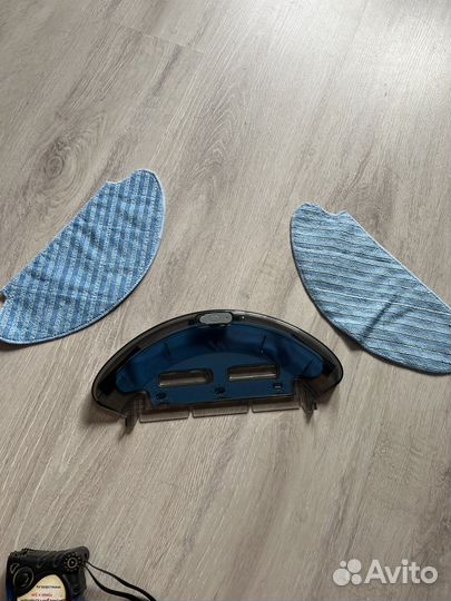 Резервуар для роботапылесоса