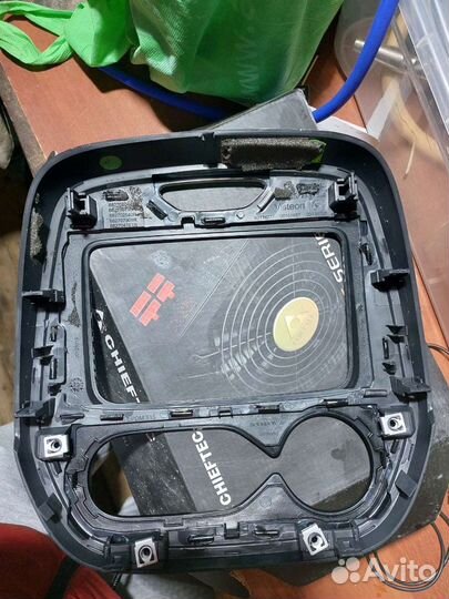 Накладка центральной консоли RenoKaptur 682707901R