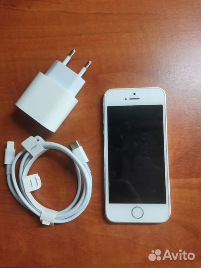 Телефон iPhone 5s