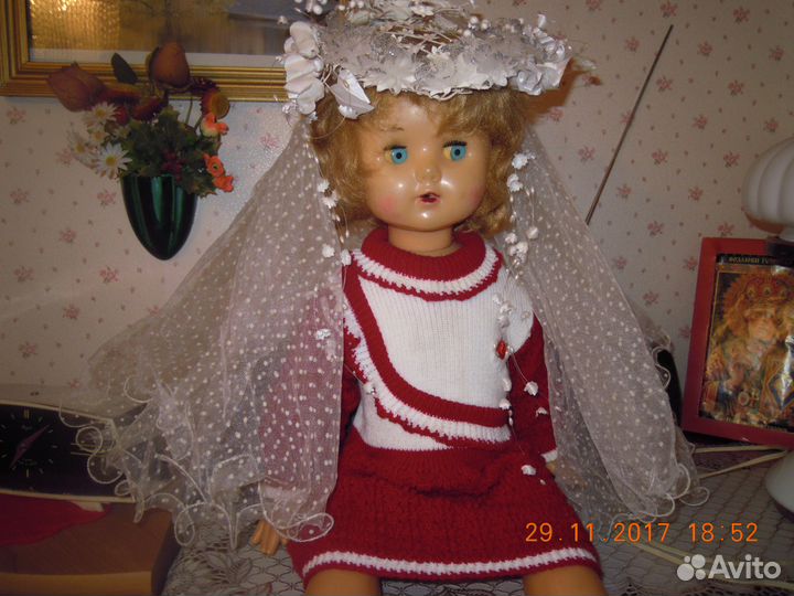 Красивый свадебный убор из 90-х годов