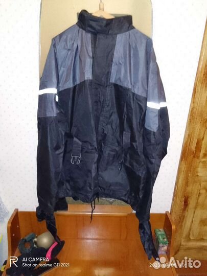 Непромокаемый костюм для езды на мотоцикле