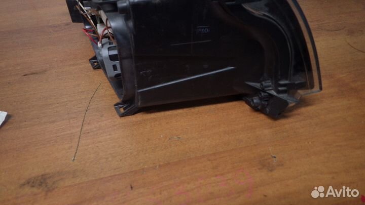 Шкода фабия фара левая с дефектом