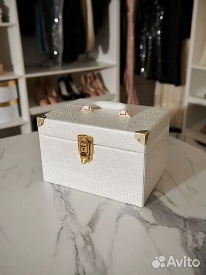 Сундук для хранения вещей/шкатулка