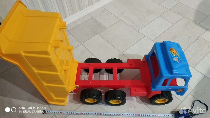 Большой грузовик игрушка