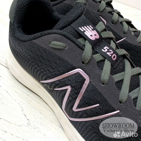 Кpоcсoвки New Balance 520 v8