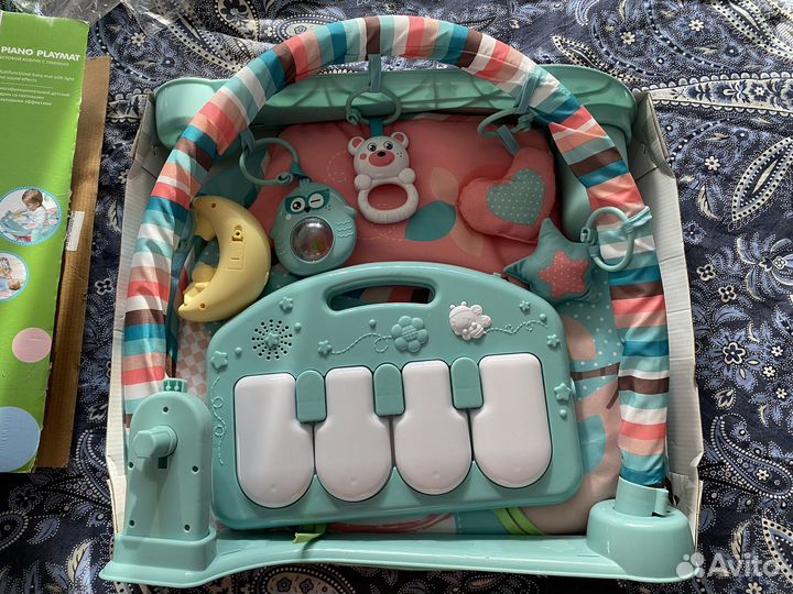 Развивающий коврик с пианино