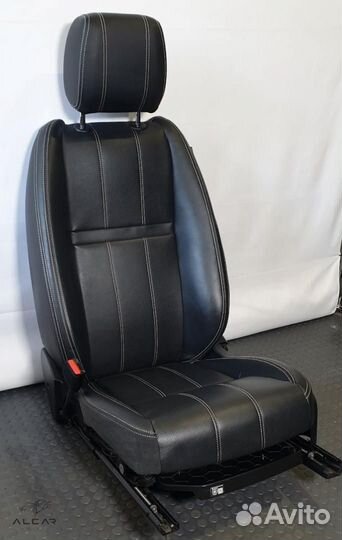 Сиденье переднее левое Land Rover