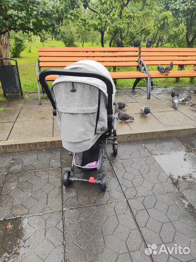 Прогулочная коляска yoya