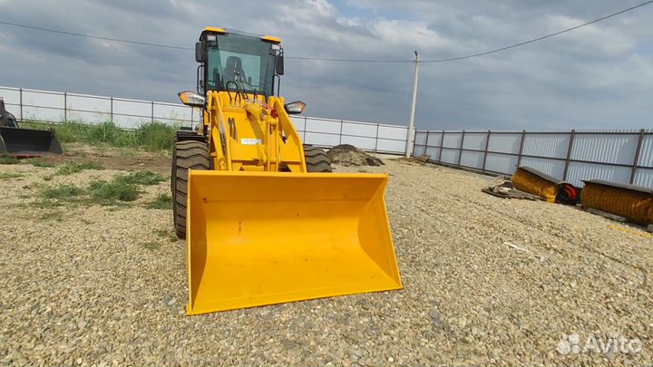 Фронтальный погрузчик XCMG LW300F, 2023