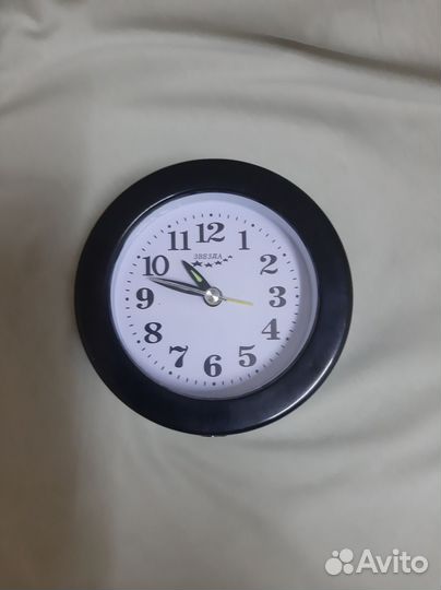 Часы будильник