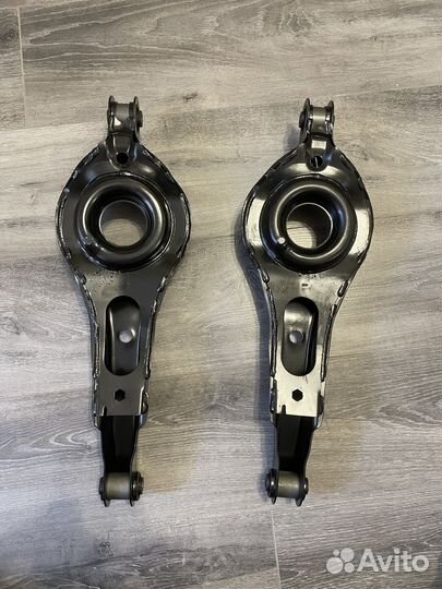 Задние нижним рычаги под пружины Форд фокус 2