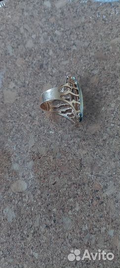 Женское золотое кольцо 585