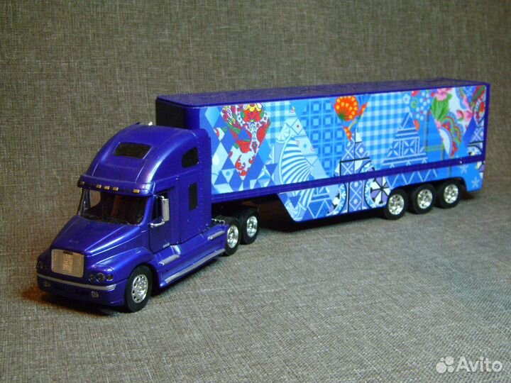 Грузовики 1:32 NewRay