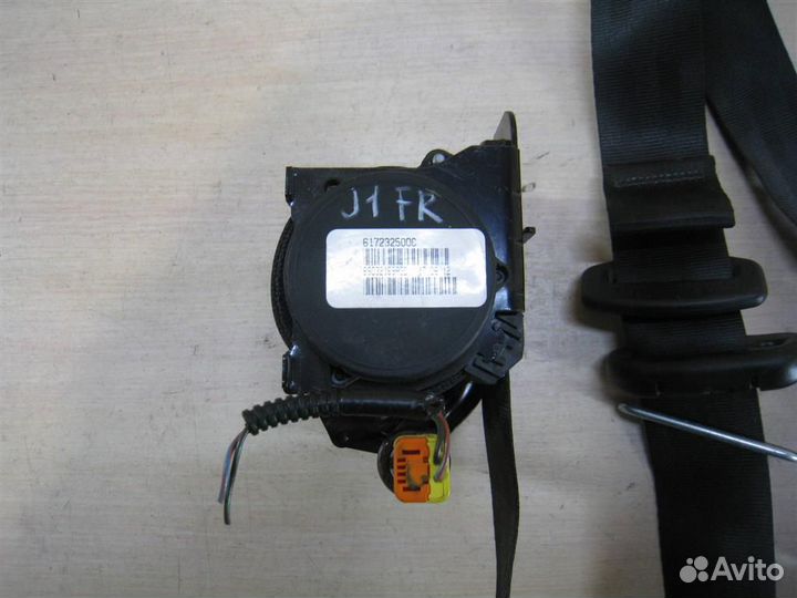 Ремень безопасности передний правый Ford Focus 3