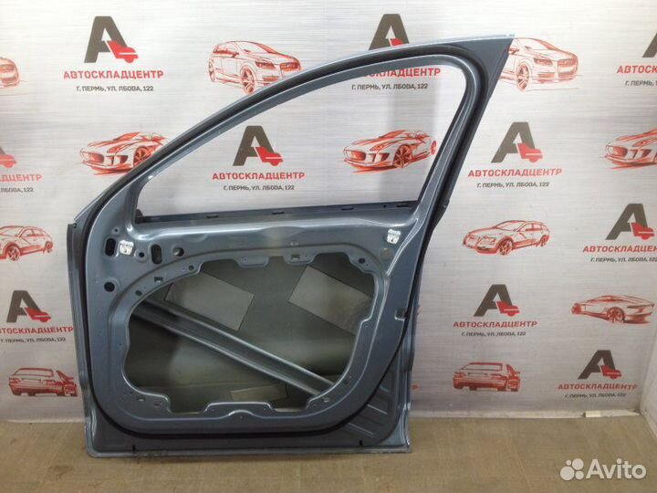 Дверь передняя правая Volvo XC60