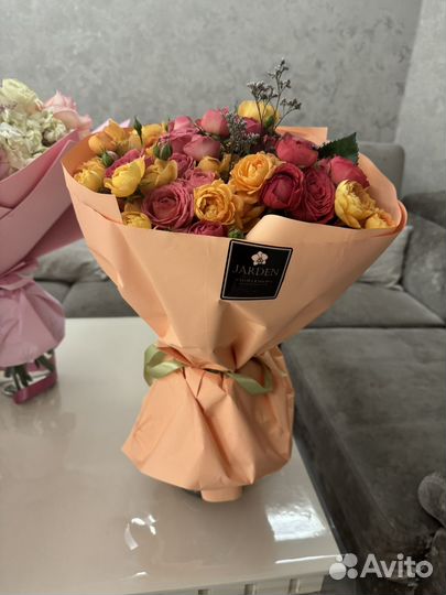 Цветы розы и букеты