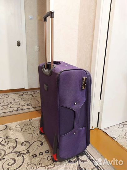 Чемодан на колесах