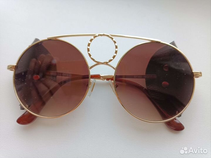 Солнцезащитные очки женские