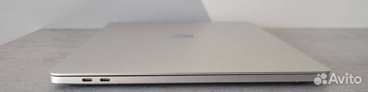 MacBook Pro 16