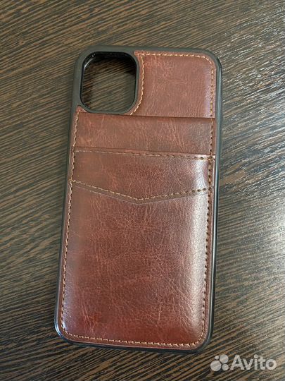 Чехол на iPhone 11