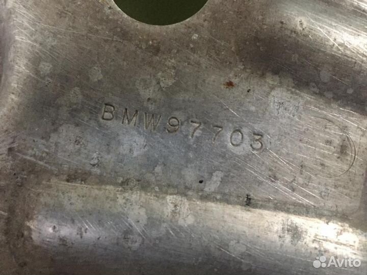 Bmw x6 E71 Кронштейн задней балки