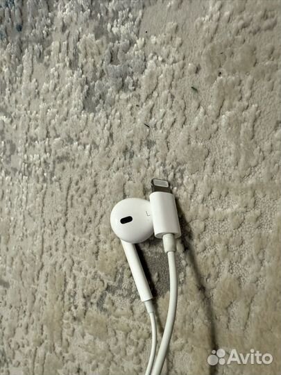 Наушники apple earpods lightning