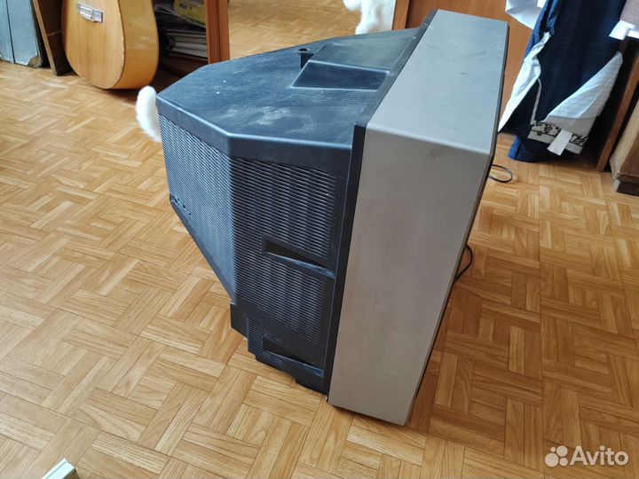 Телевизор Hitachi