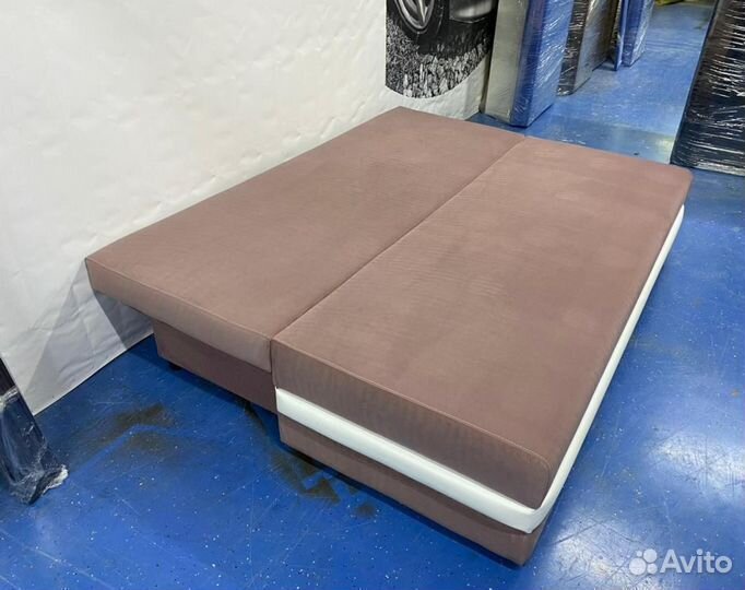 Диван без подлокотников