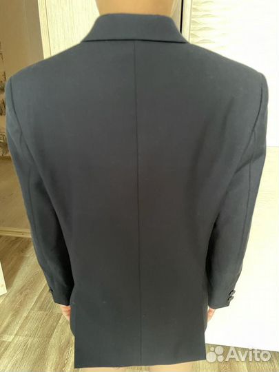 Пиджак и жилетка на мальчика