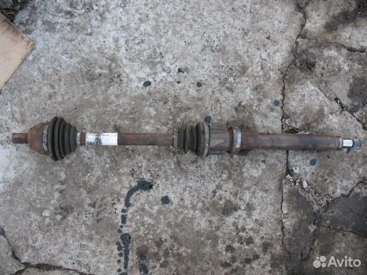 Без абс правая полуось под МКПП Ford Focus 2