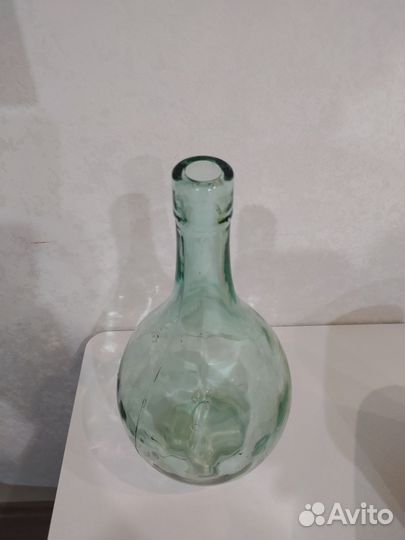 Старинная бутылка