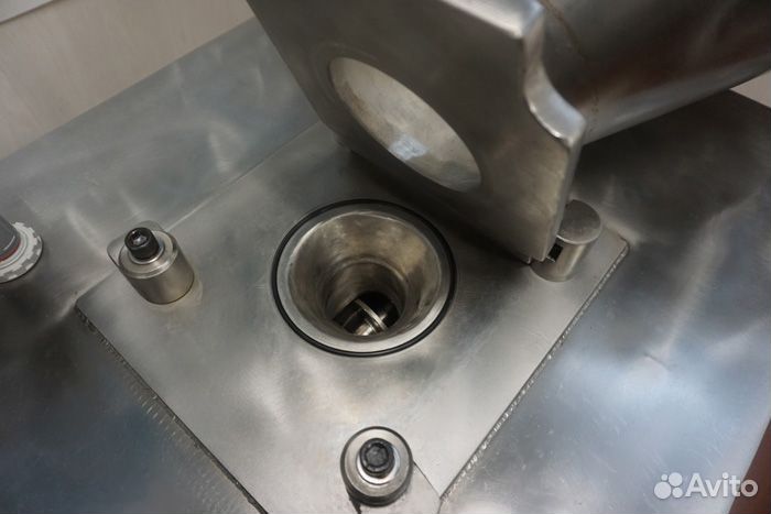 Шприц вакуумный колбасный