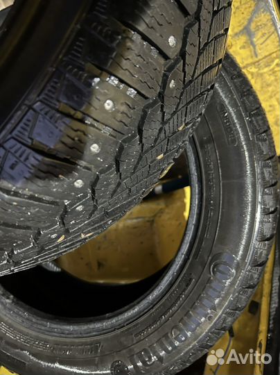 Continental Conti4x4IceContact 235/55 R17
