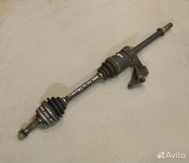 Привод правый Nissan Maxima J30