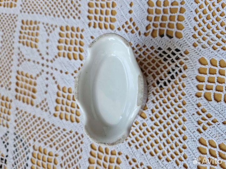 Фарфоровая вазочка. Германия