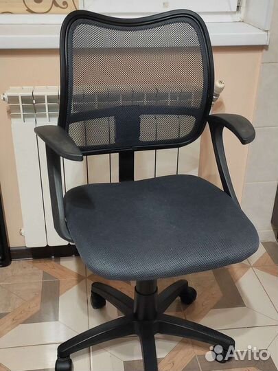 Стул кресло офисный