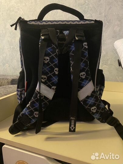 Продам школьный рюкзак