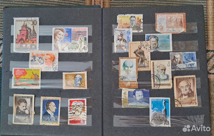 2 альбома с марками