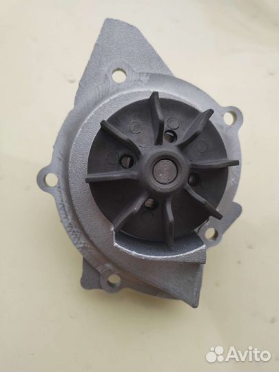 Помпа водяной насос автомобильный