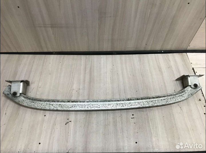 Усилитель заднего бампера renault megane II