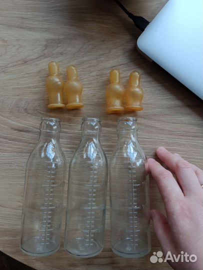 Стеклянные бутылочки для кормления + 4 соски