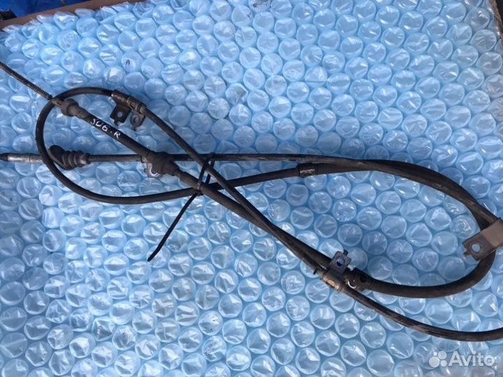 Трос ручника правый Acura Mdx YD1 J35A3 2002