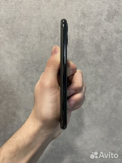 iPhone 11 Pro, 64 ГБ